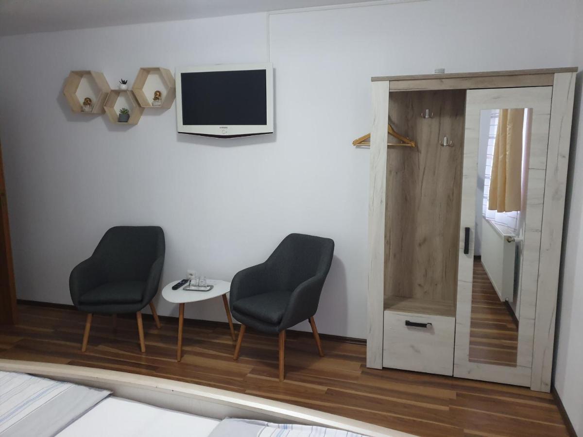 Casa Popa'S Hotel Cîrţişoara Buitenkant foto